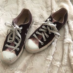 All star Converse pink and brown size 8